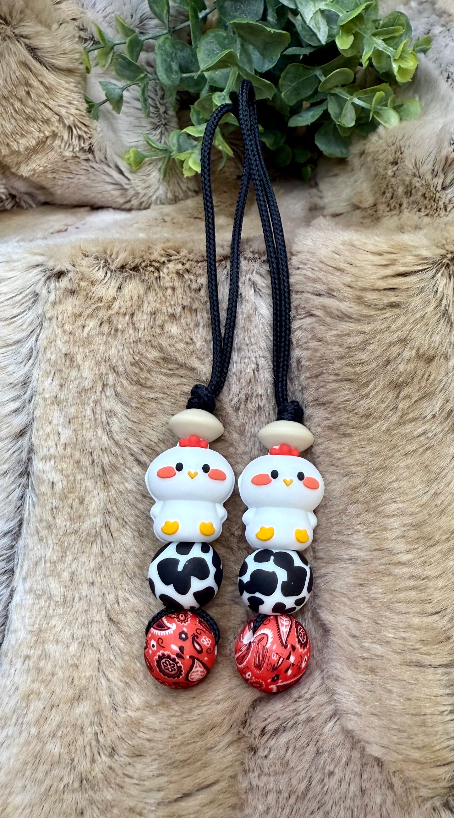 Chicken little zipper bag pull