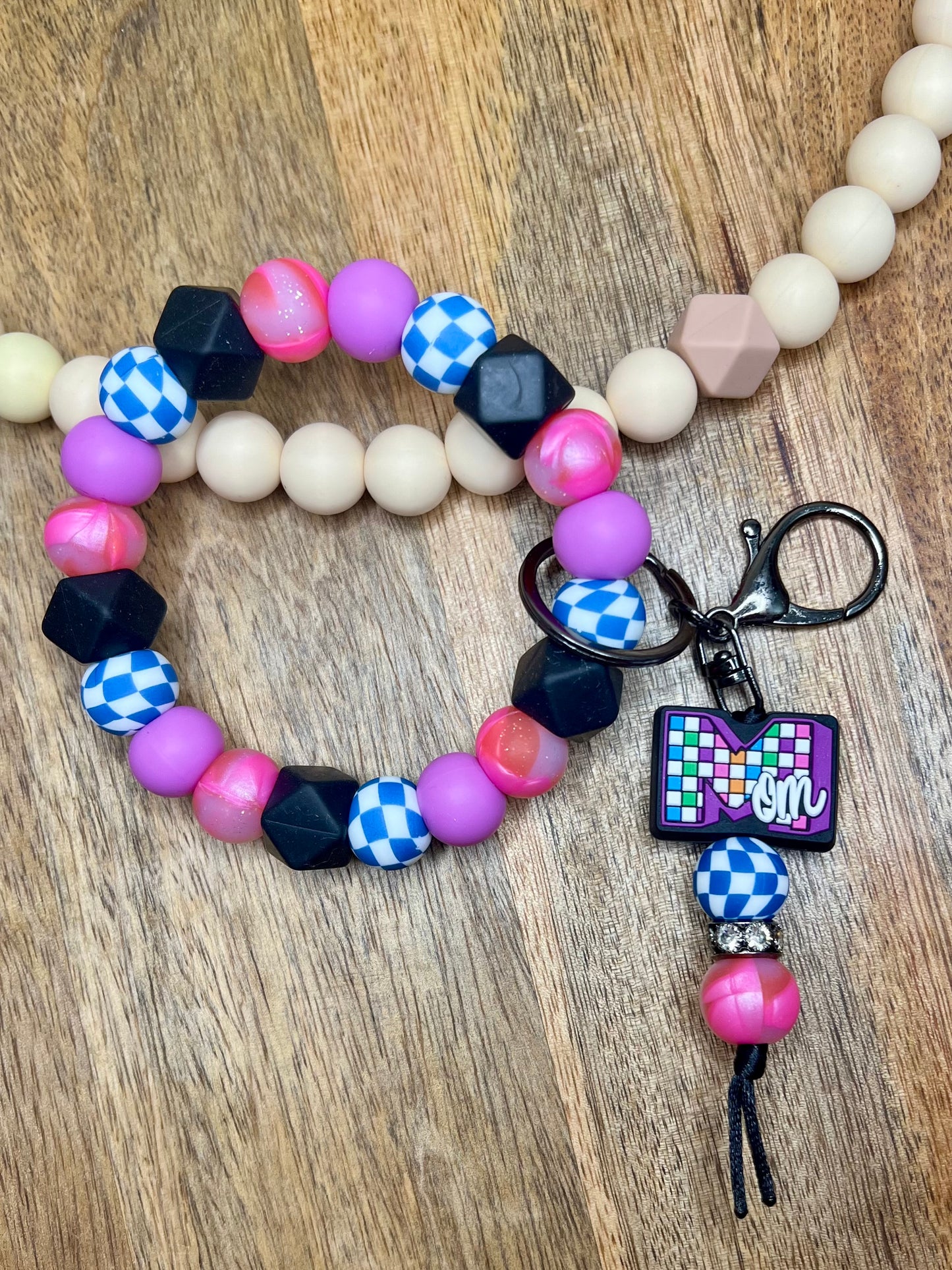 Custom wristlet with dangle keychain