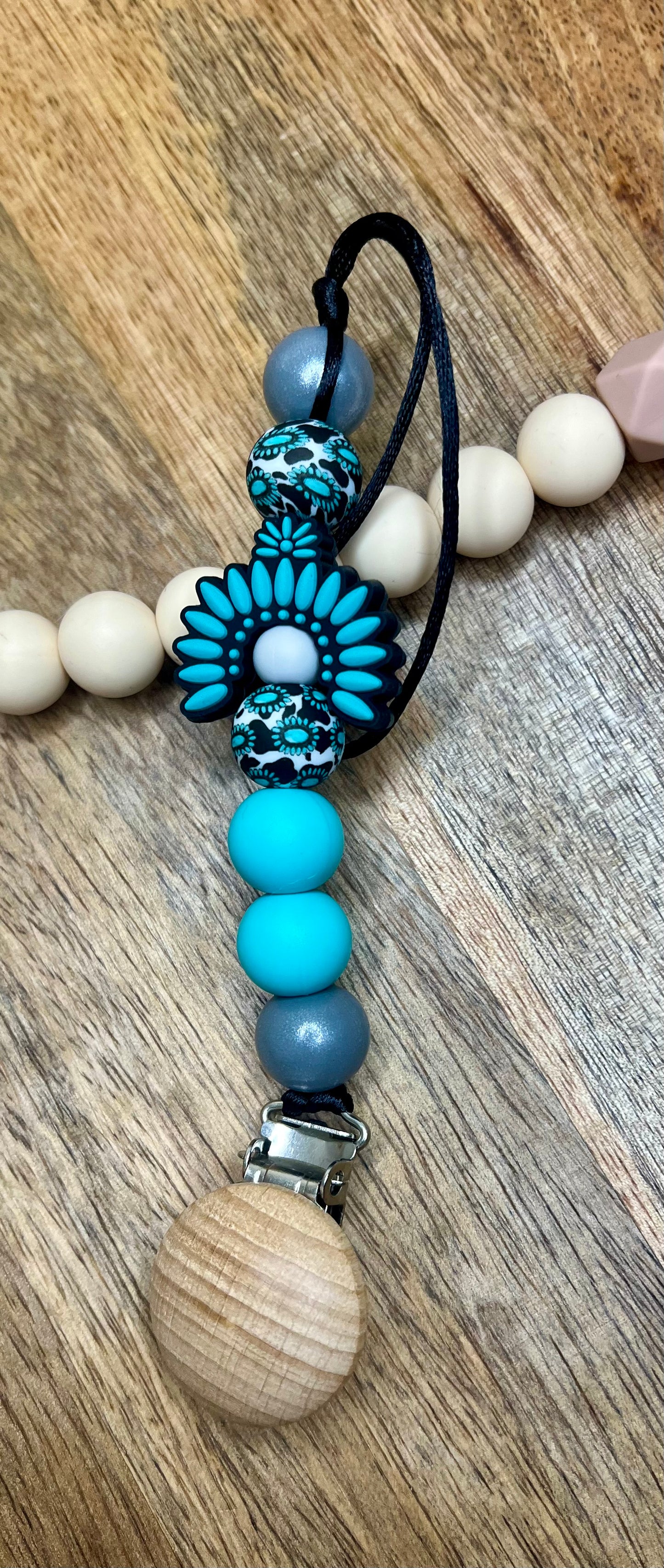 Custom pacifier clip