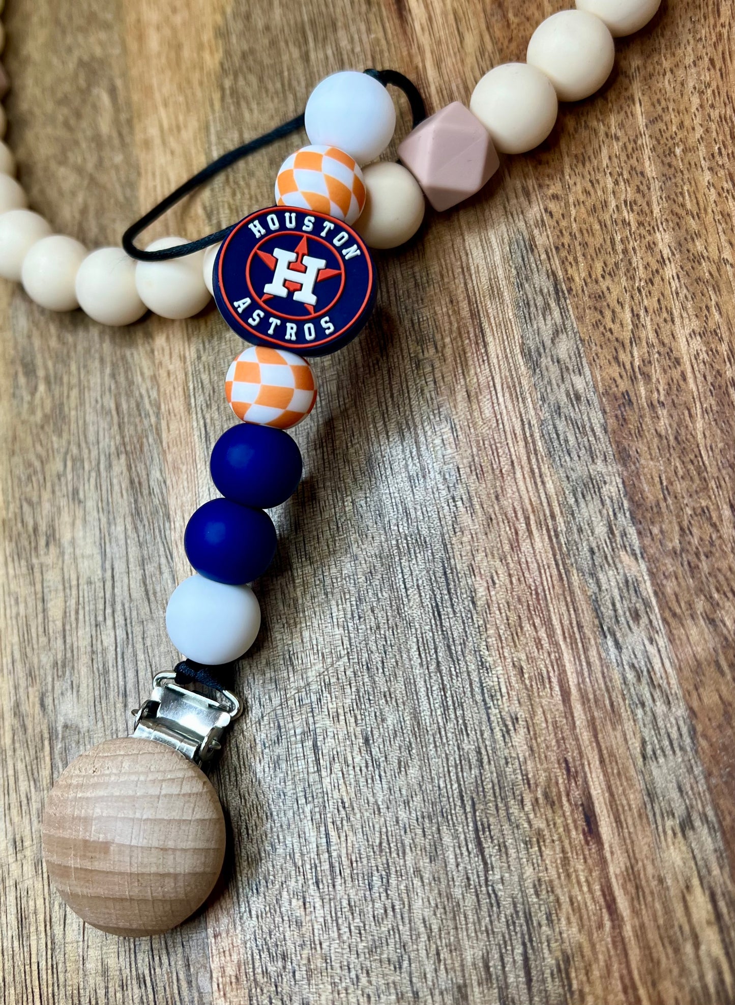 Checkered htown pacifier clip