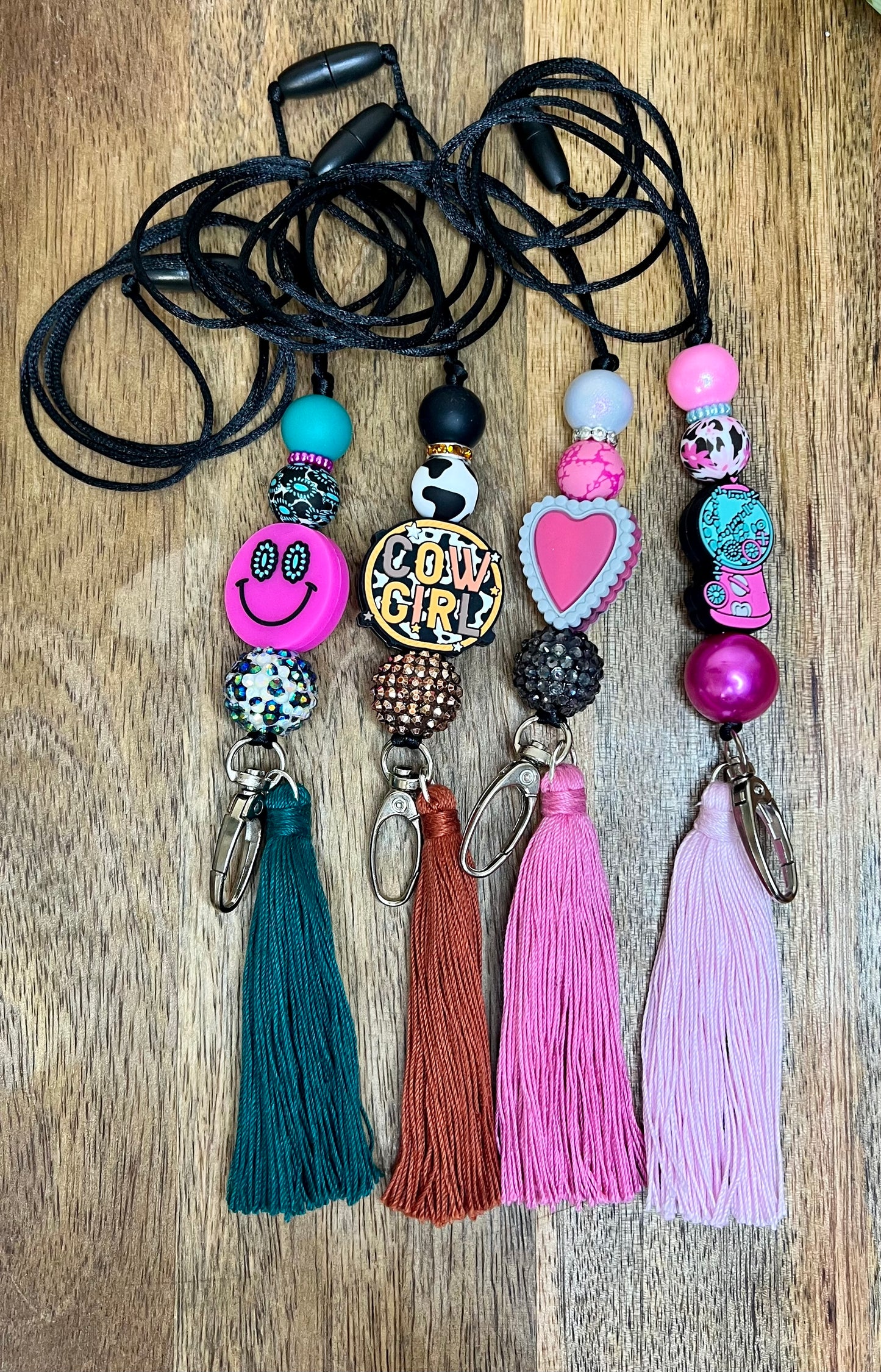 Custom lanyard