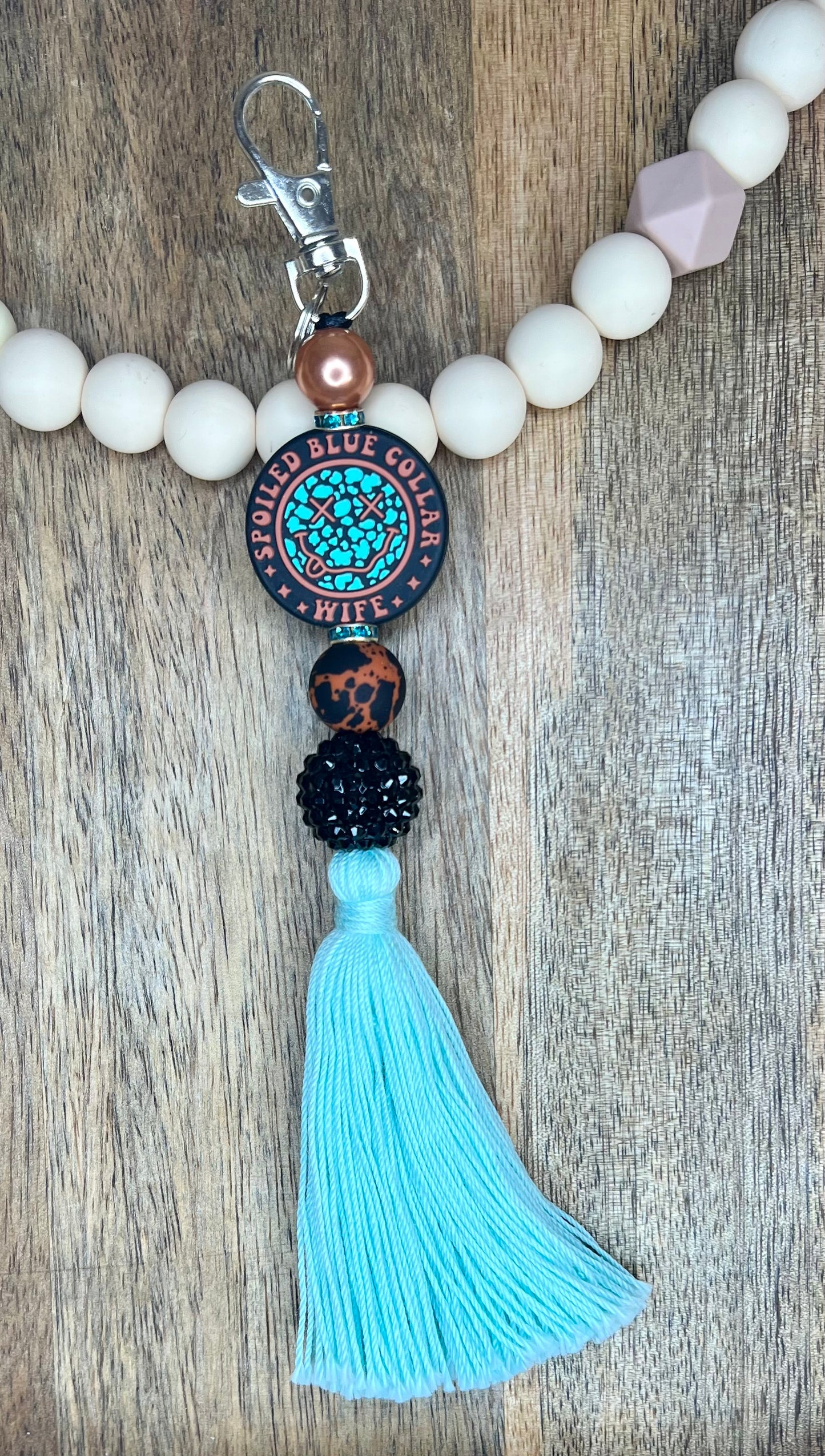 Spoiled blue collar wife keychain(blue)