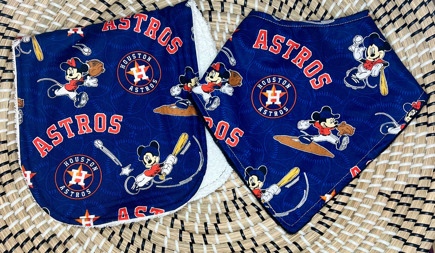 Mouse&stros burp cloth+bandana bib set