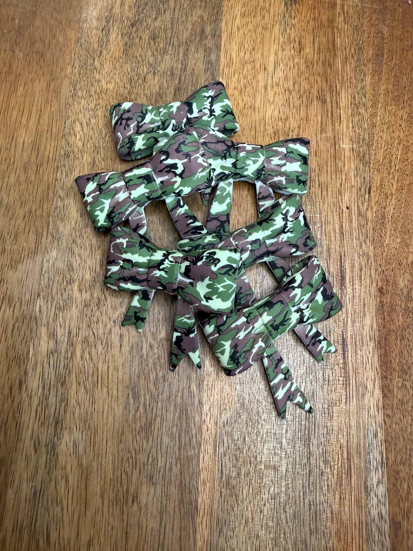 Camo bow topper / 6 count