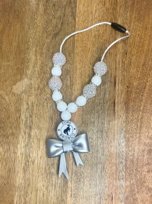 White bronco chunky boujee&bling bow carcharms charm