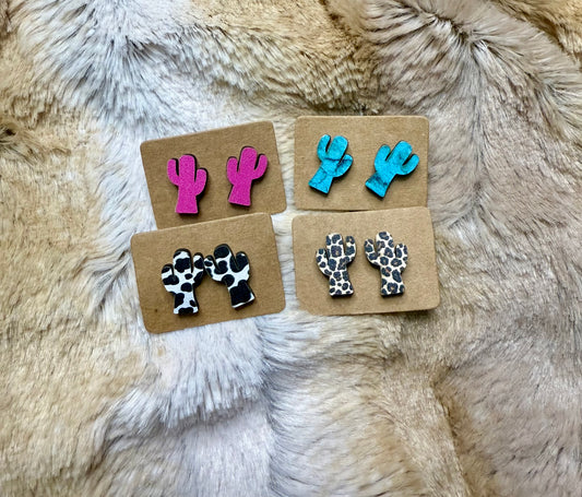 Cactus Tiny stud earrings