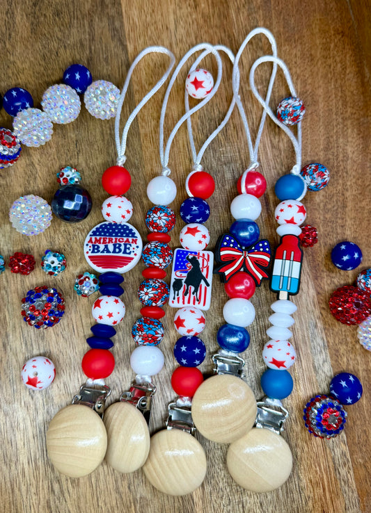 Fourth of July pacifier clips