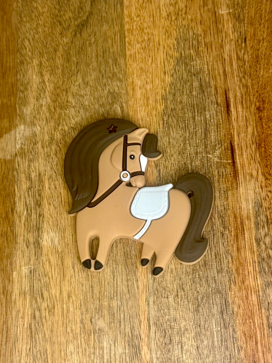 Brunette horse teether