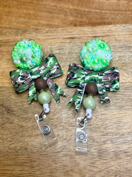 Camo stone badge reel