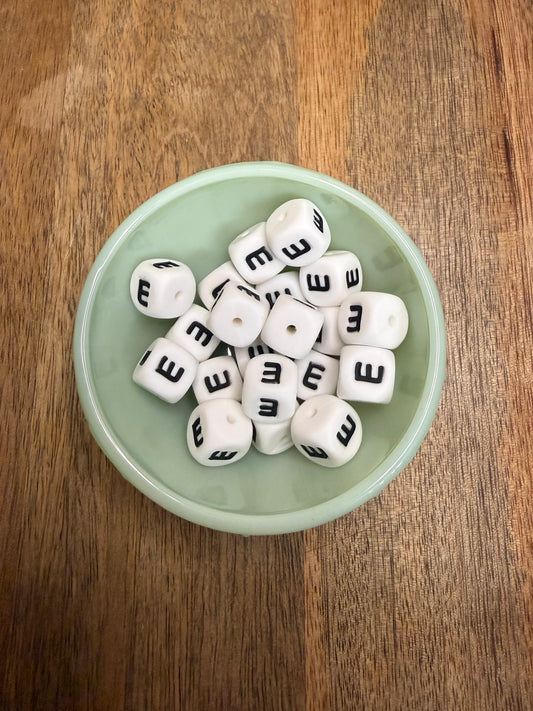 Letter E block bead - 40 count