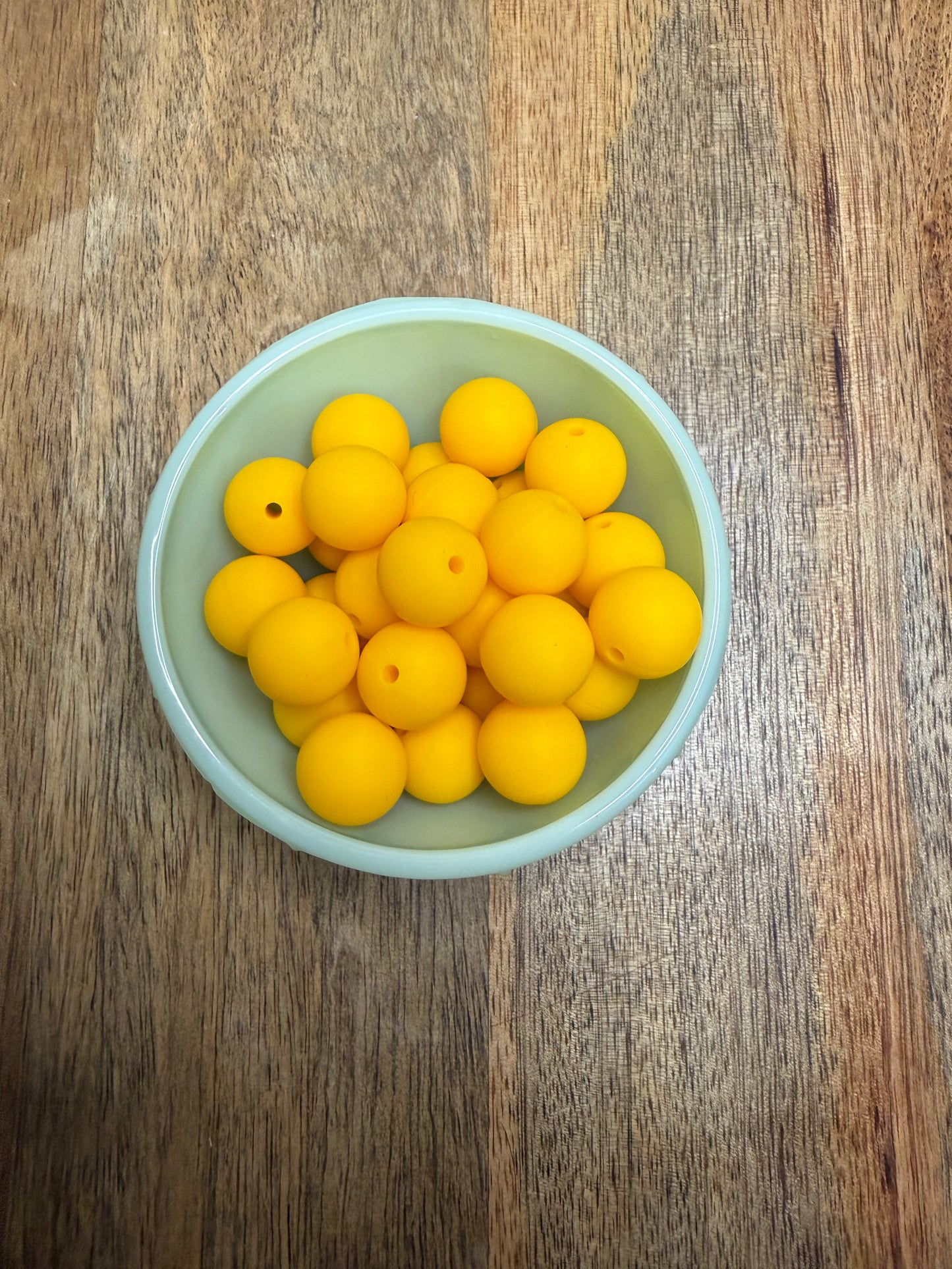 Solid yellow 15mm - 78 count