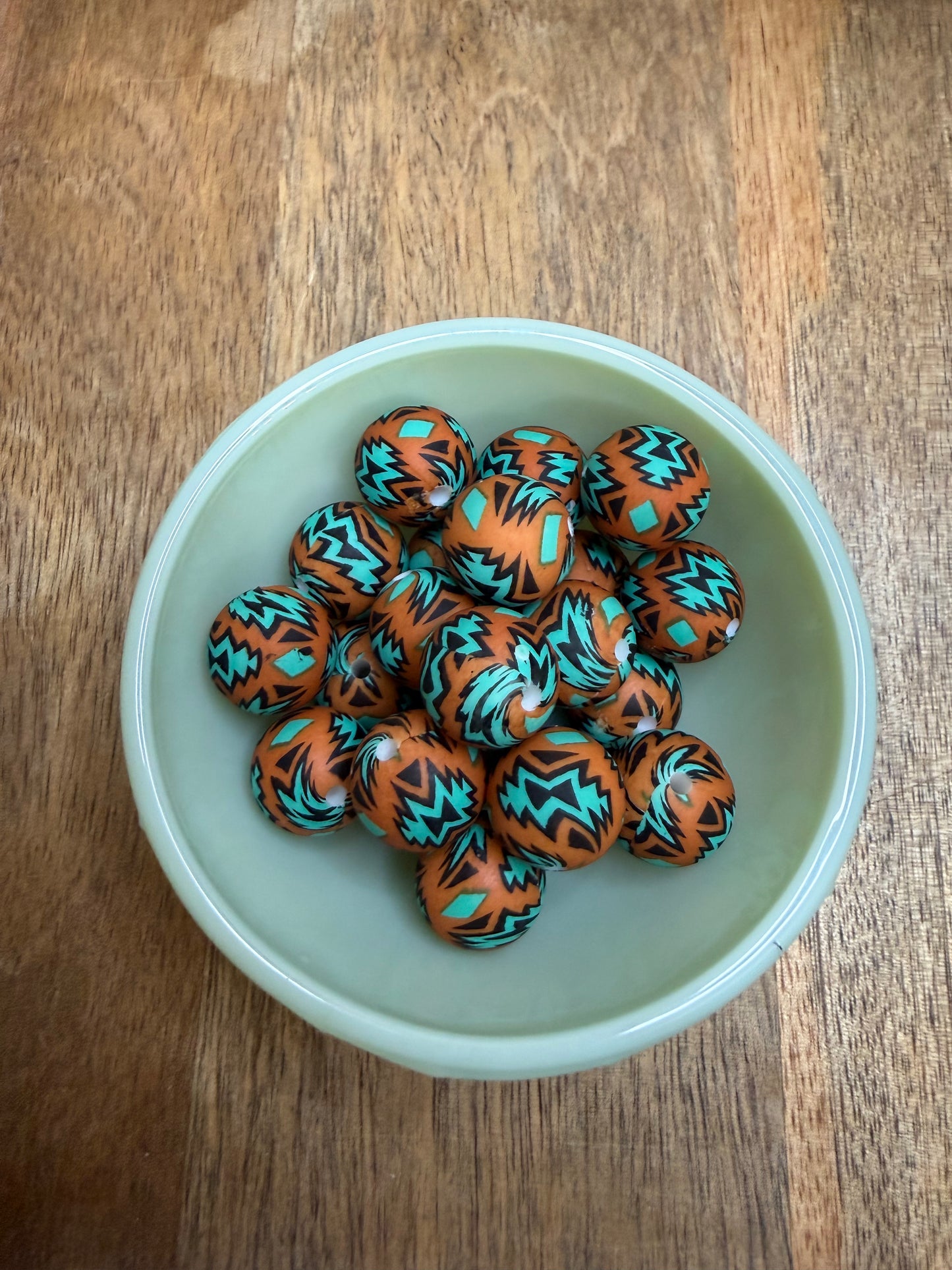 Rust/turq Aztec 15mm - 22 count